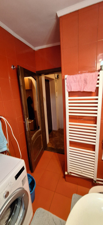 Apartament 3 camere, decomandat, zona Parc Olosig