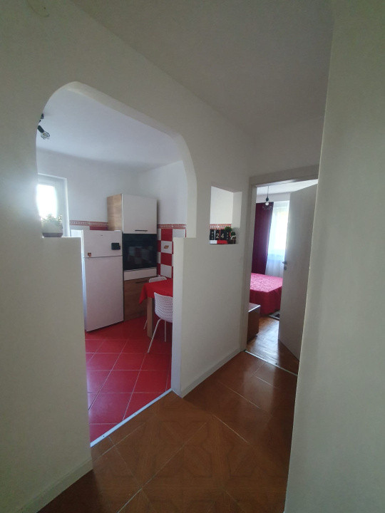 🏡 De închiriat apartament 2 camere decomandate – Ștrand