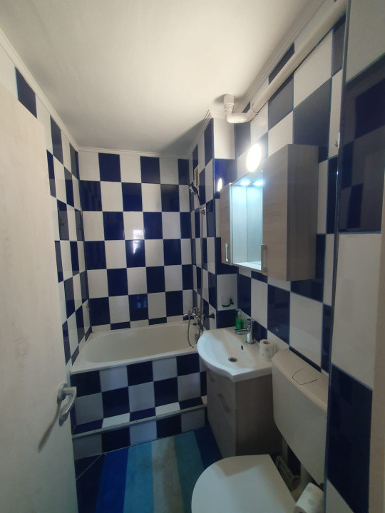 🏡 De închiriat apartament 2 camere decomandate – Ștrand