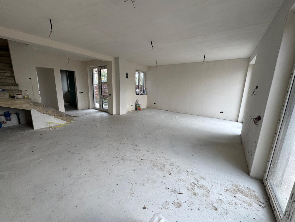 Oportunitate!Casă de tip duplex, 4 camere, 120 mp., la 15 min. de Cluj