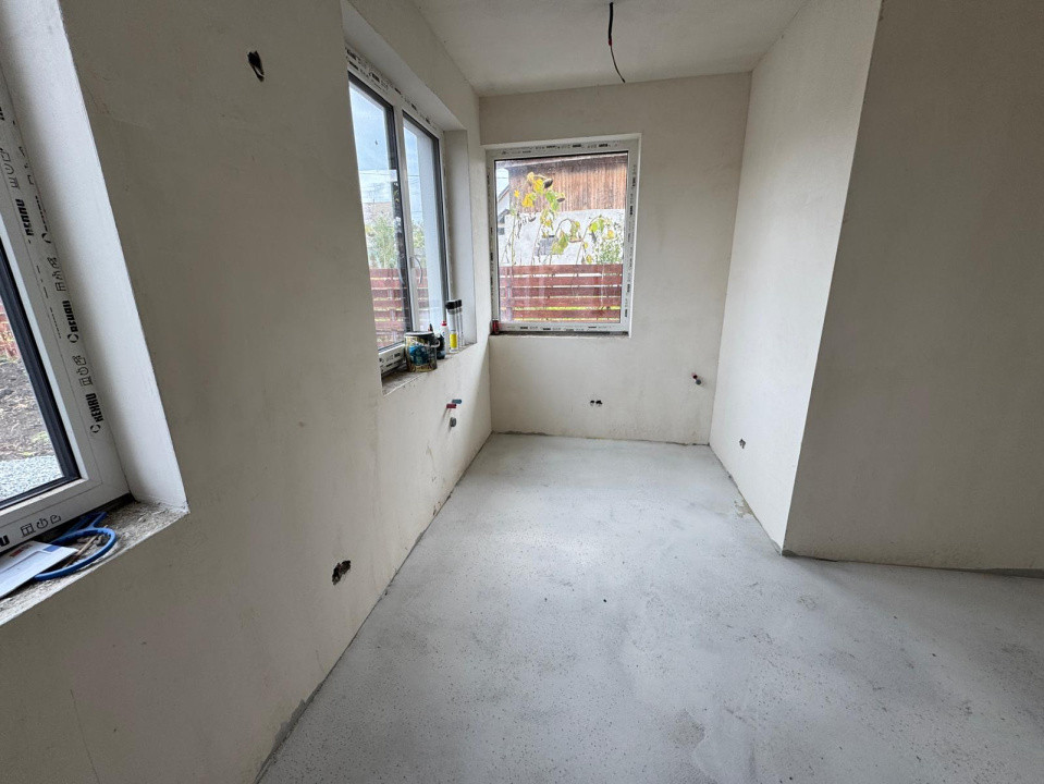 Oportunitate!Casă de tip duplex, 4 camere, 120 mp., la 15 min. de Cluj