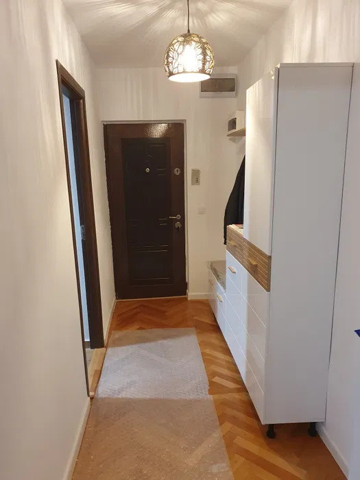 Apartament de inchiriat 4 camere| 85 mp | Zona Centrala