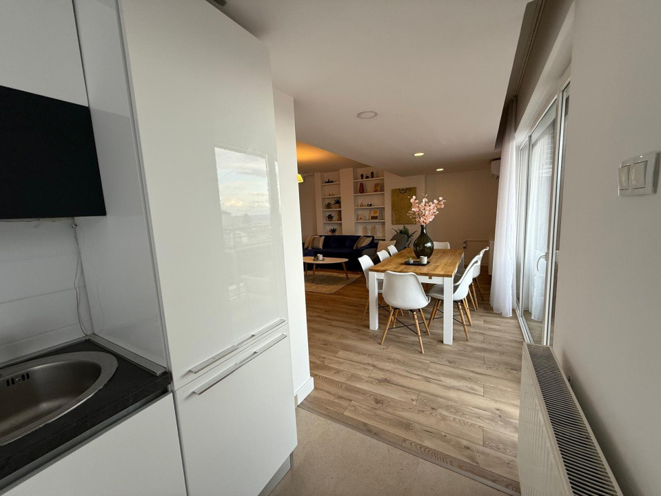 Penthouse superb pe 2 nivele, panoramă, Buna ziua - 160 mp