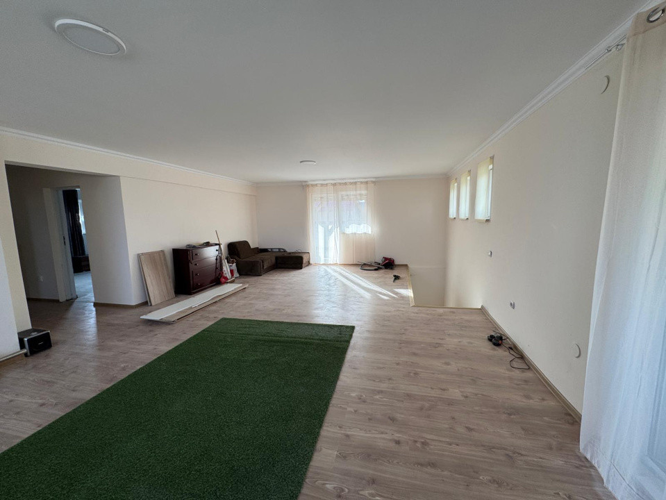 Ofertă de vânzare casă, 261 mp.+895 mp curte, Câmpenești