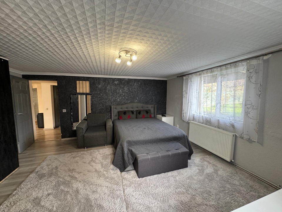 Comisin 0%! De vânzare casă, 261 mp.+895 mp curte!