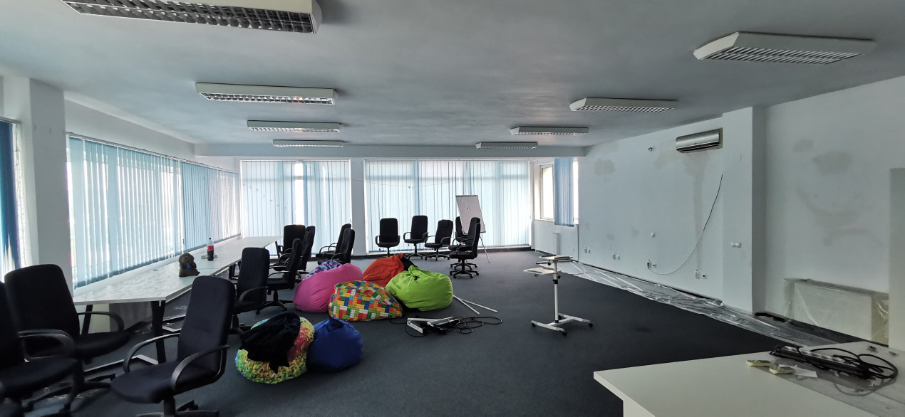 Închiriere spațiu de birouri, zonă Centrală, 140 mp. la 7.8Eur/mp.