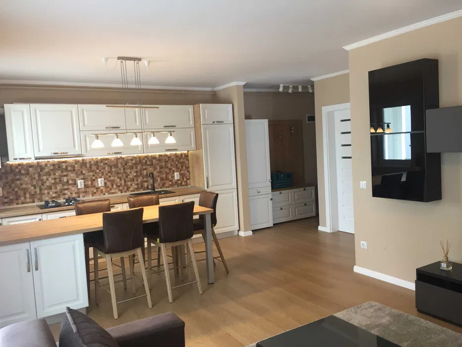 Apartament modern de închiriat- 2 camere (57 mp), City Residence