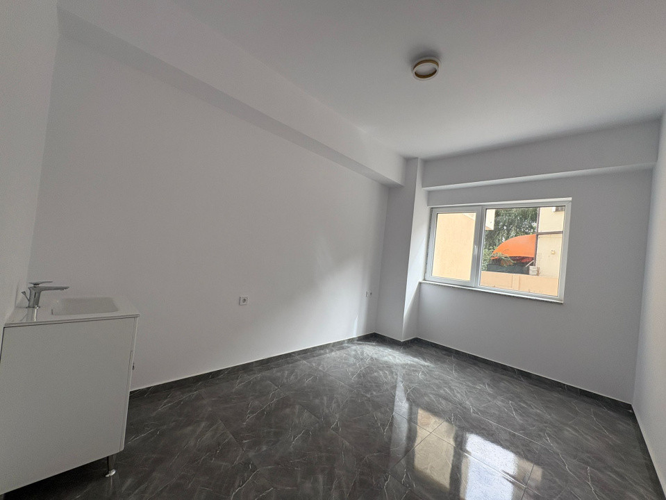 Apartament,3 camere, decomandat, 83 mp, Cartier Rovine, Zona Gara