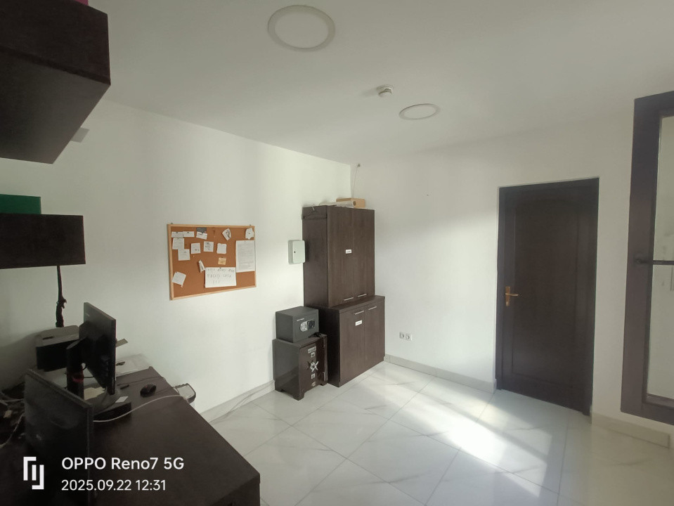 Spatiu comercial de închiriat  