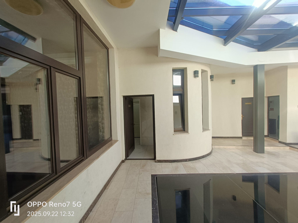 Spatiu comercial de închiriat  