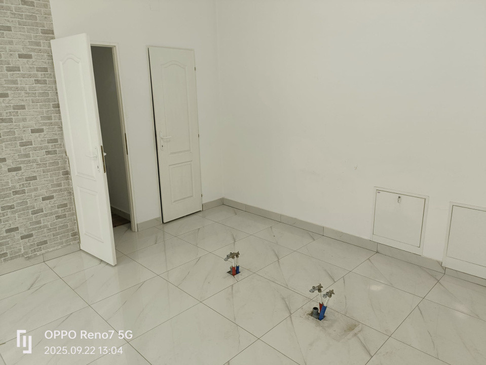 Spatiu comercial de închiriat  