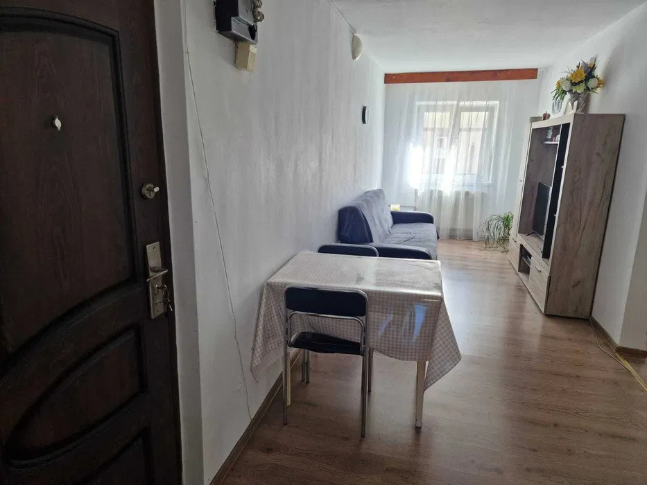 Apartament de închiriat 3 camere| 60 mp | Zona Valea Aurie