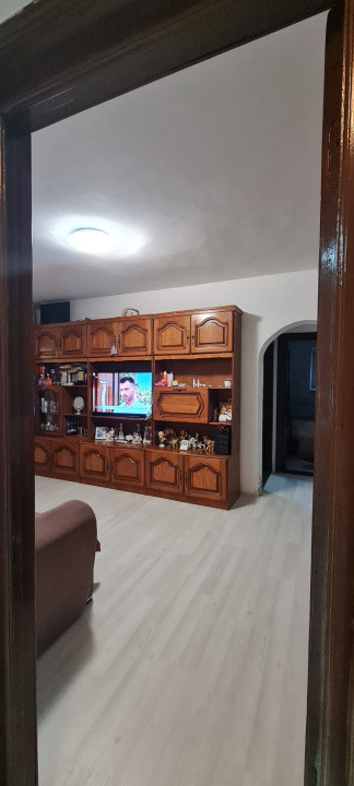 Apartament 2 camere str. Aleea Florilor