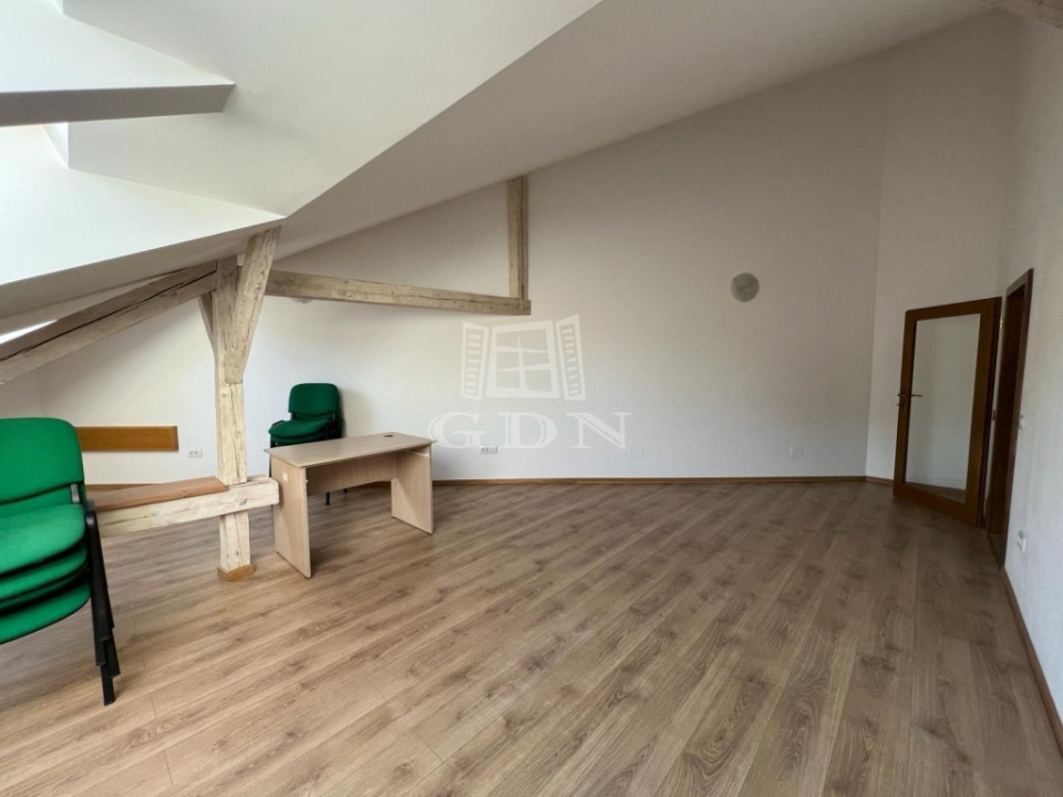 Spațiu de birouri ultracentral, 95 mp - Prima închiriere!