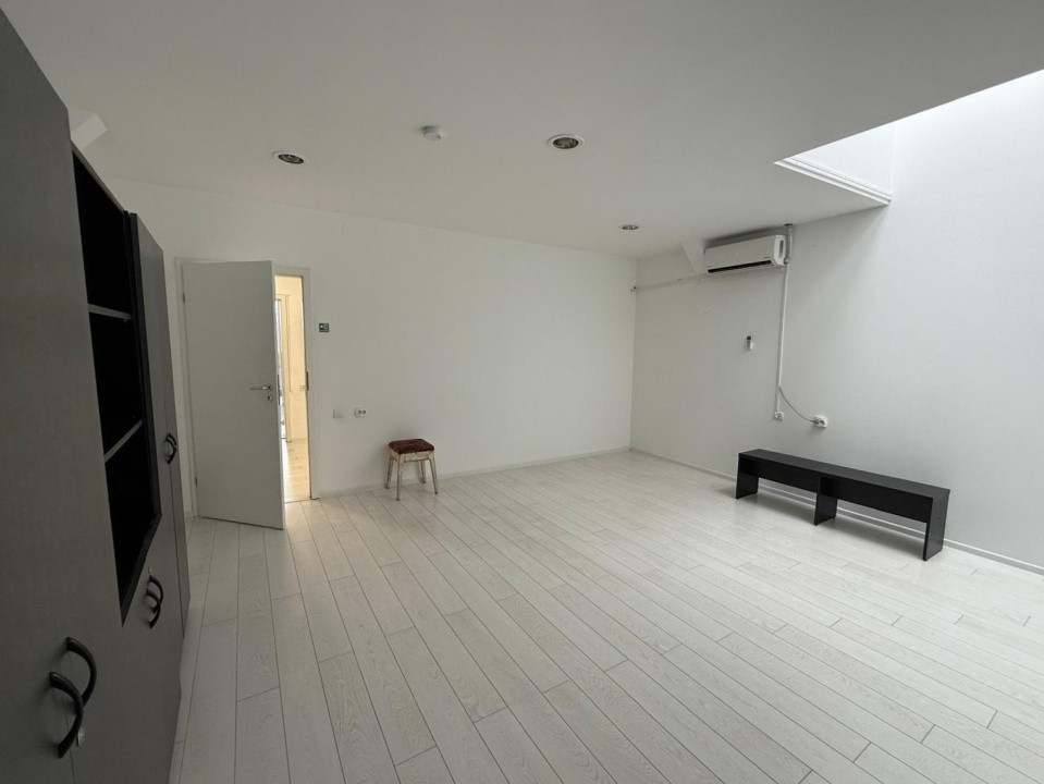Închiriere spațiu de birouri în ultracentral, 900 EUR