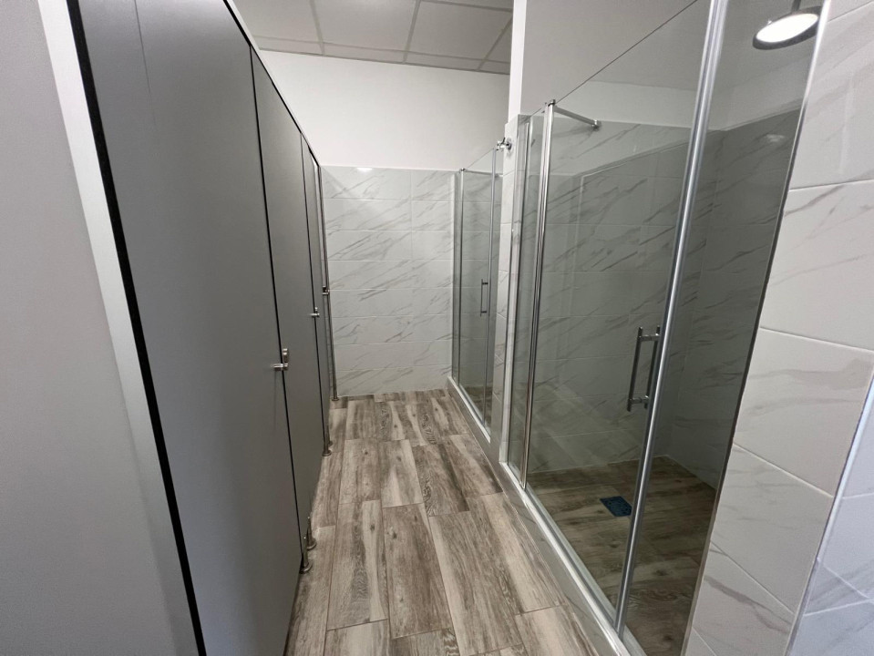  Hală ultramodernă centru logistic, depozitare + birouri 5,857 mp