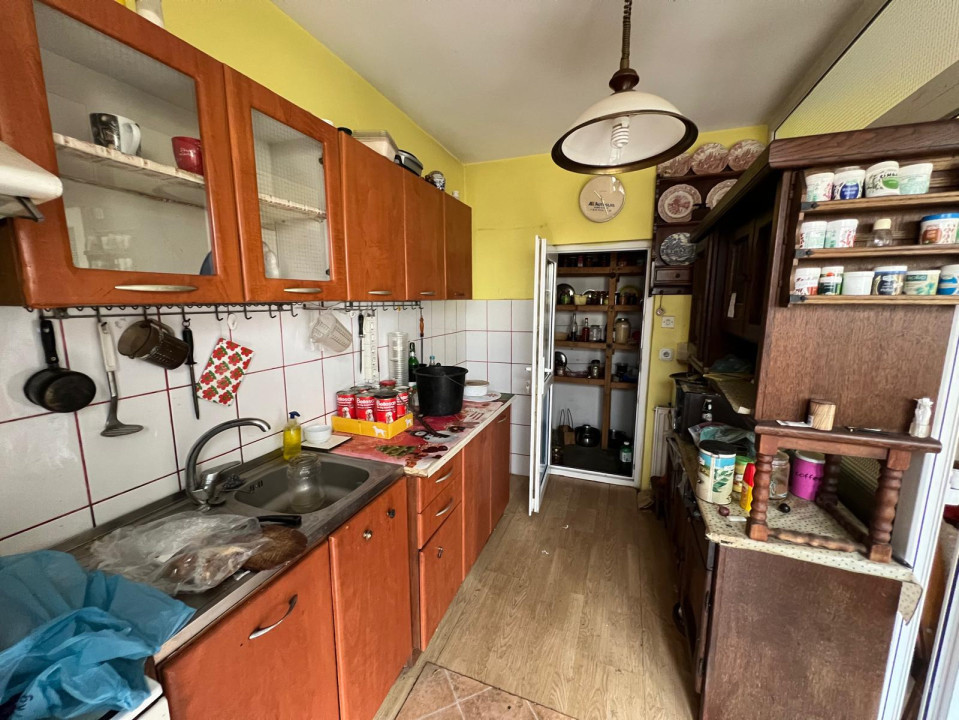 Vanzare casa + teren 800 mp. cartierul Gheorgheni