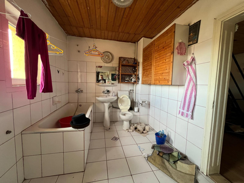 Vanzare casa + teren 800 mp. cartierul Gheorgheni