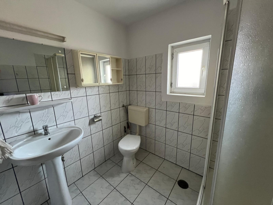 Vanzare casa + teren 800 mp. cartierul Gheorgheni