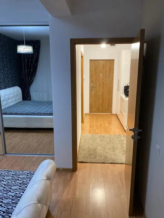 Apart. cu 2 cam.,51 mp. la parter cu grădină 33mp., Zorilor