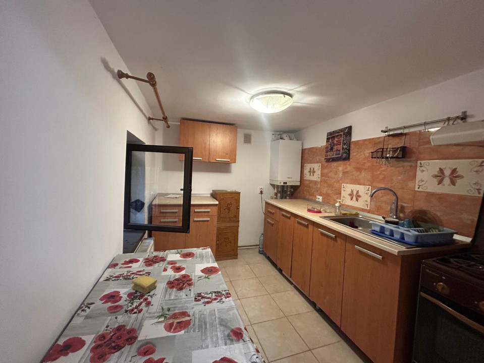 Casa plan parter, 323 mp teren, 85 mp utili, in apropierea C.N. Fratii Buzesti