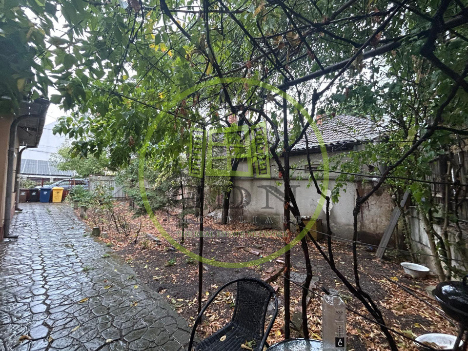 Casa plan parter, 323 mp teren, 85 mp utili, in apropierea C.N. Fratii Buzesti