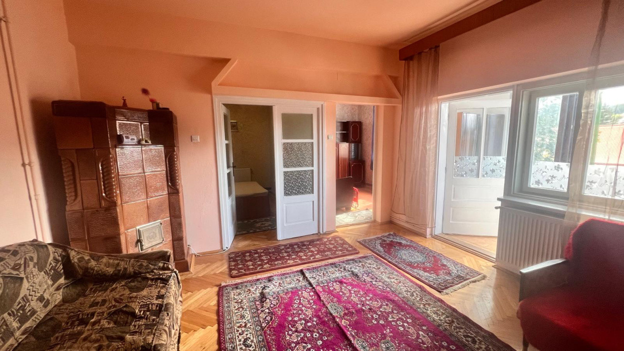  Apartament 3 camere de închiriat – Str. Avram Iancu