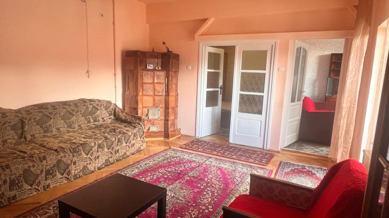  Apartament 3 camere –aproape de Colina Universității