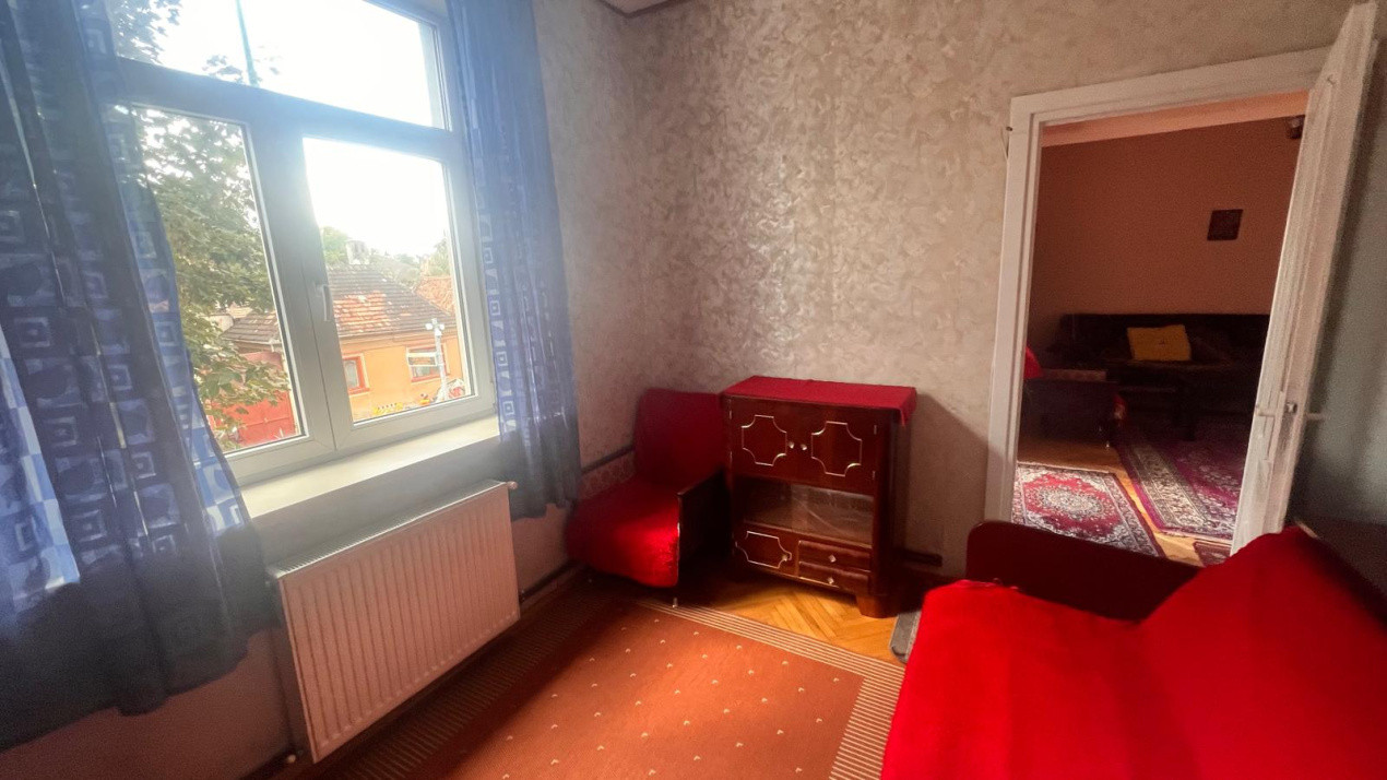  Apartament 3 camere –aproape de Colina Universității