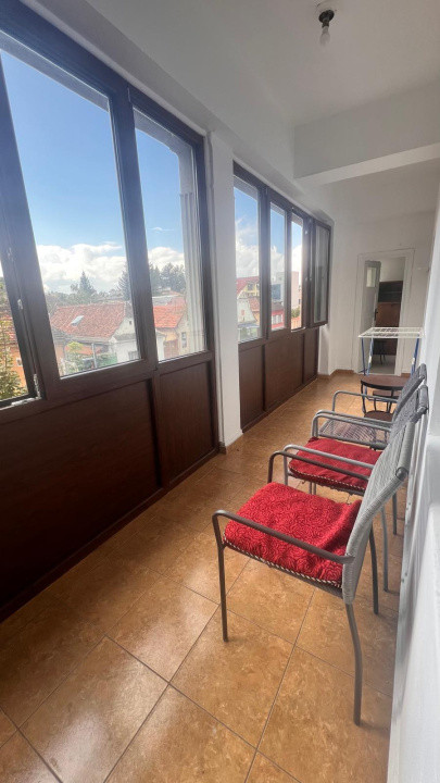  Apartament 3 camere –aproape de Colina Universității