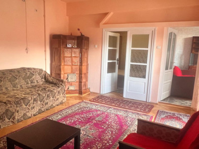  Apartament 3 camere de închiriat – Str. Avram Iancu