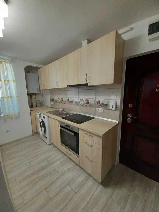 Apartament de inchiriat 2 camere | 38 mp | Zona Cedonia