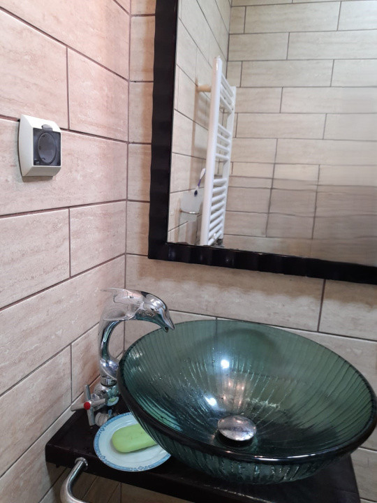 Apartament de inchiriat 2 camere cu terasa si curte | 33 mp | Zona Valea Aurie