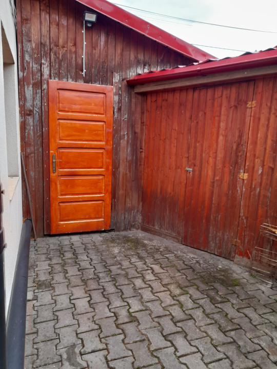 Apartament de inchiriat 2 camere cu terasa si curte | 33 mp | Zona Valea Aurie