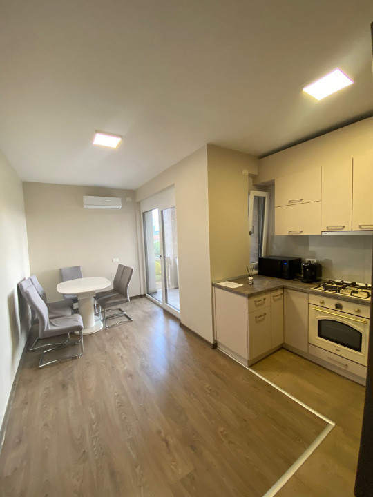 Apart.3 camere, West Residence, mobilat, utilat, cu  loc de parcare inclus