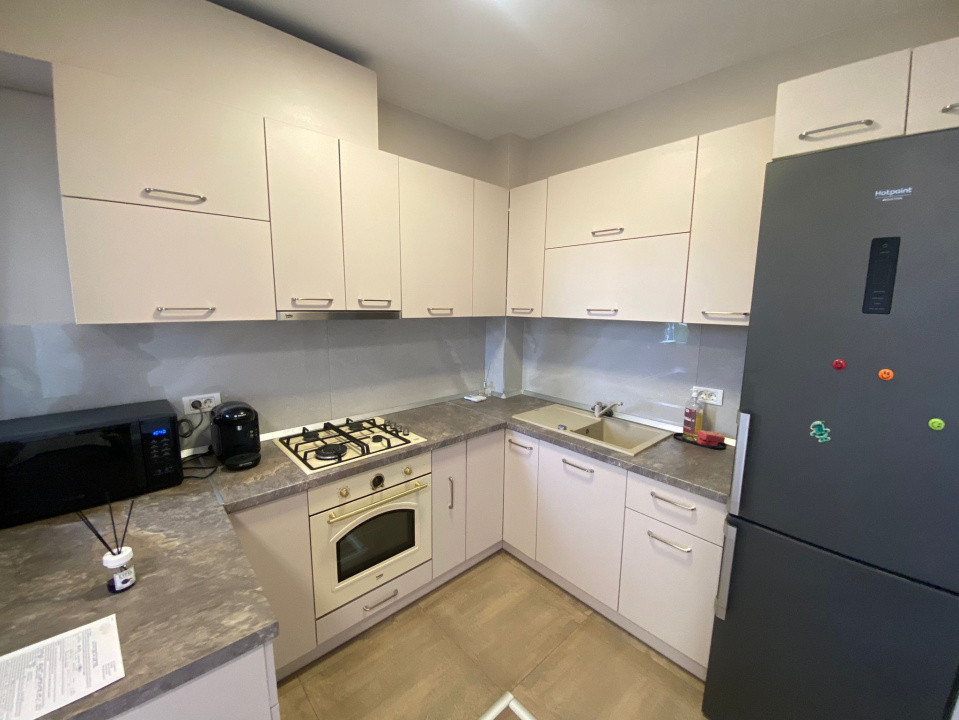 Apart.3 camere, West Residence, mobilat, utilat, cu  loc de parcare inclus