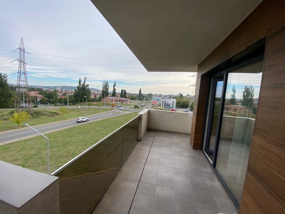 Apart.3 camere, West Residence, mobilat, utilat, cu  loc de parcare inclus