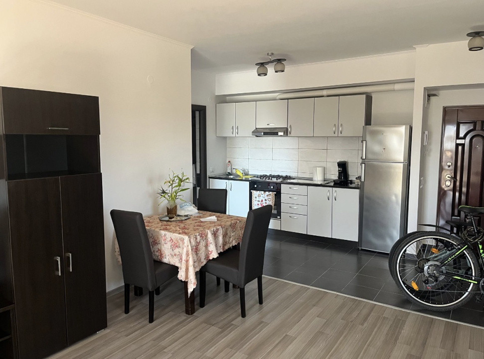 Apartament 2 camere- Zona de Vest , Aeroport