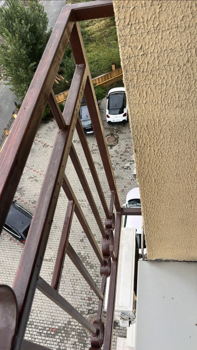 Apartament 2 camere- Zona de Vest , Aeroport