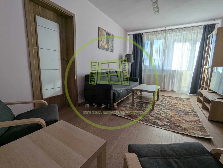 Apartament 2 camere – zona liniștită, bloc cu lift 