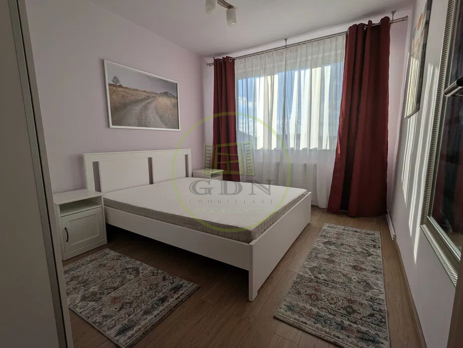 Apartament 2 camere – zona liniștită, bloc cu lift 
