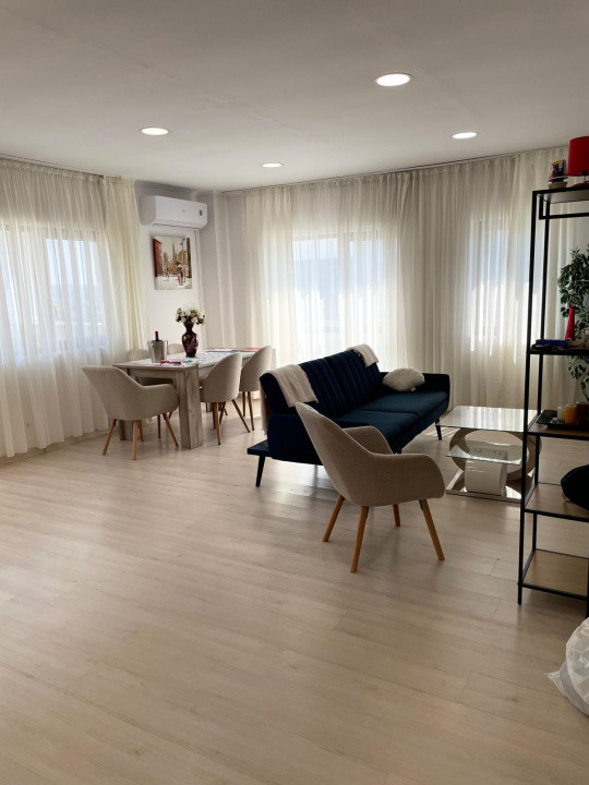 Penthouse de inchiriat 3 camere - terasa PANORAMICA | 80 mp | Zona Doamna Stanca