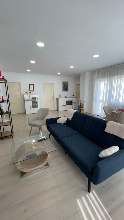 Penthouse de inchiriat 3 camere - terasa PANORAMICA | 80 mp | Zona Doamna Stanca