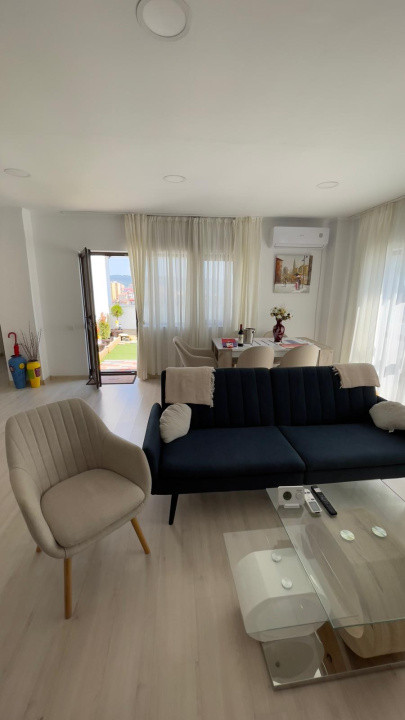 Penthouse de inchiriat 3 camere - terasa PANORAMICA | 80 mp | Zona Doamna Stanca
