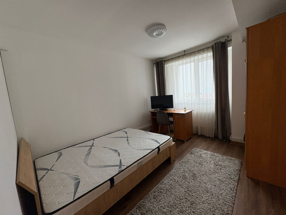 Apartament, 3 camere, decomandat, 75 mp, Cartier Craiovita, Zona Promenada