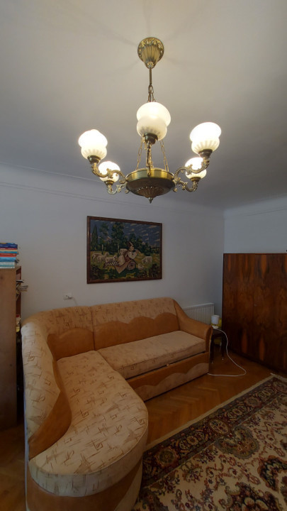 Vânzare apartament 1 camere ( garsonieră) Centru Istoric Brașov