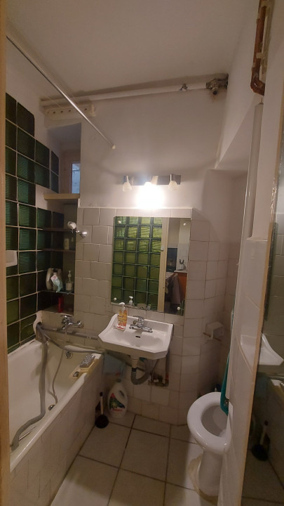 Vânzare apartament 1 camere ( garsonieră) Centru Istoric Brașov