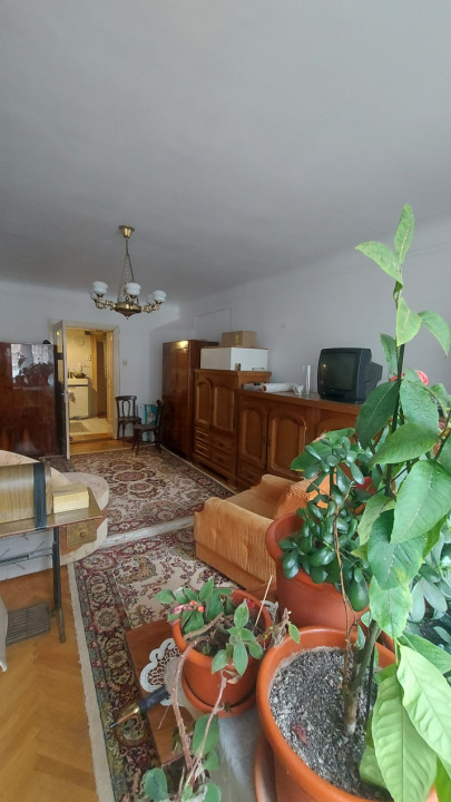 Vânzare apartament 1 camere ( garsonieră) Centru Istoric Brașov
