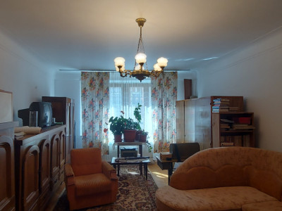 Vânzare apartament 1 camere ( garsonieră) Centru Istoric Brașov