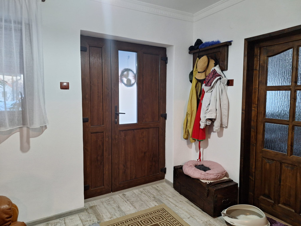 Casă ultrafinisată, zonă turistică com IARA, 188 mp 170000E!